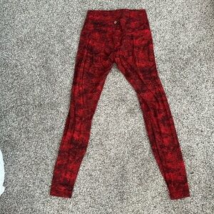 Lululemon leggings size 6